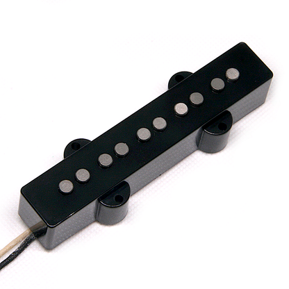 5-string Jazz Bass® style neck pickup